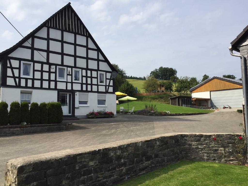 Ferienbauernhof Familie Stratmann Eslohe Exterior foto