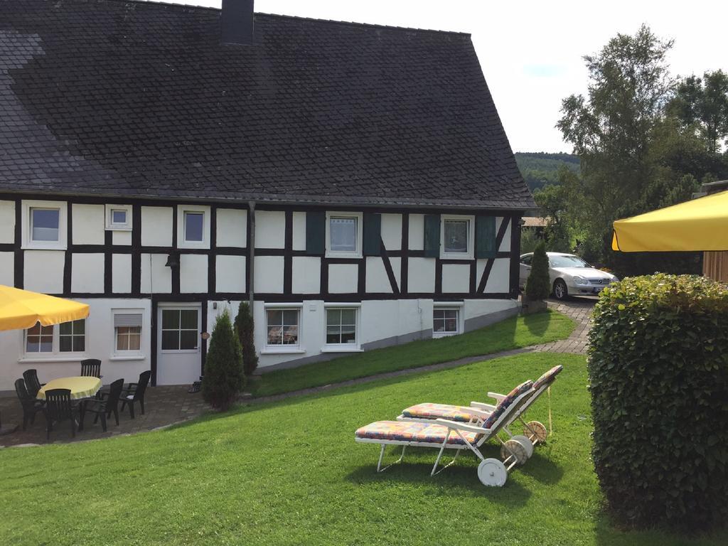Ferienbauernhof Familie Stratmann Eslohe Exterior foto